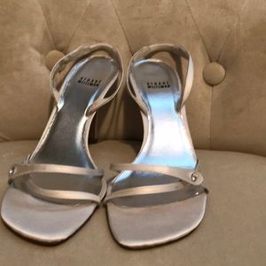 Simple but elegant sandal
